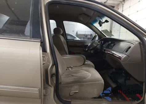 2000 Mercury Grand Marquis Gs из США, поврежденный, VIN 2MEFM74W1YX717217